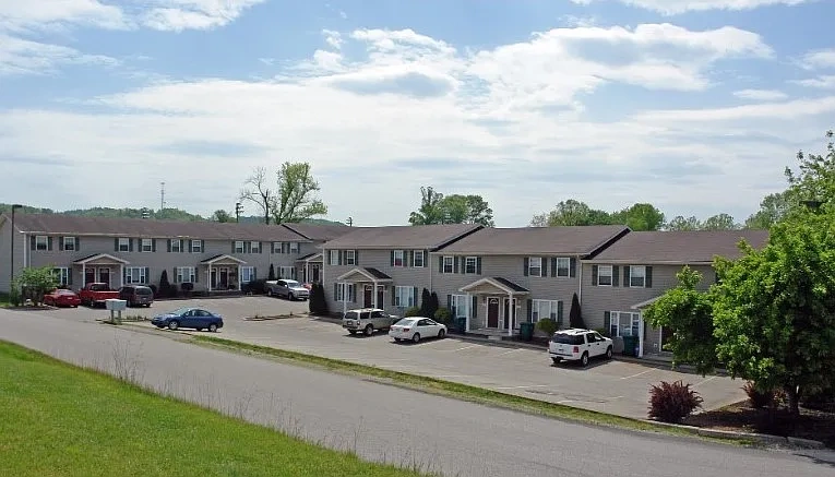 Sleepy Hollow Townhomes – photo 2