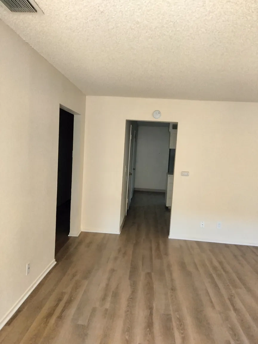 Riviera Apartments – photo 2