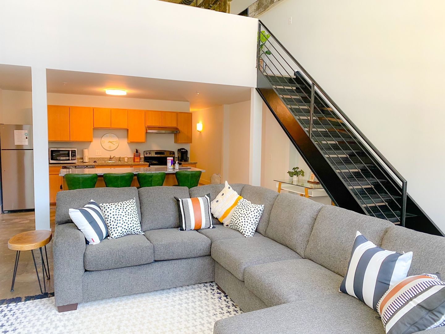 1409 Grandin Rd – photo 4