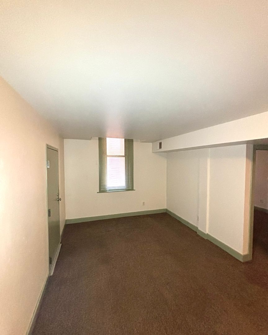 1007 N Summit St unit 1010 Unit #08 – photo 3