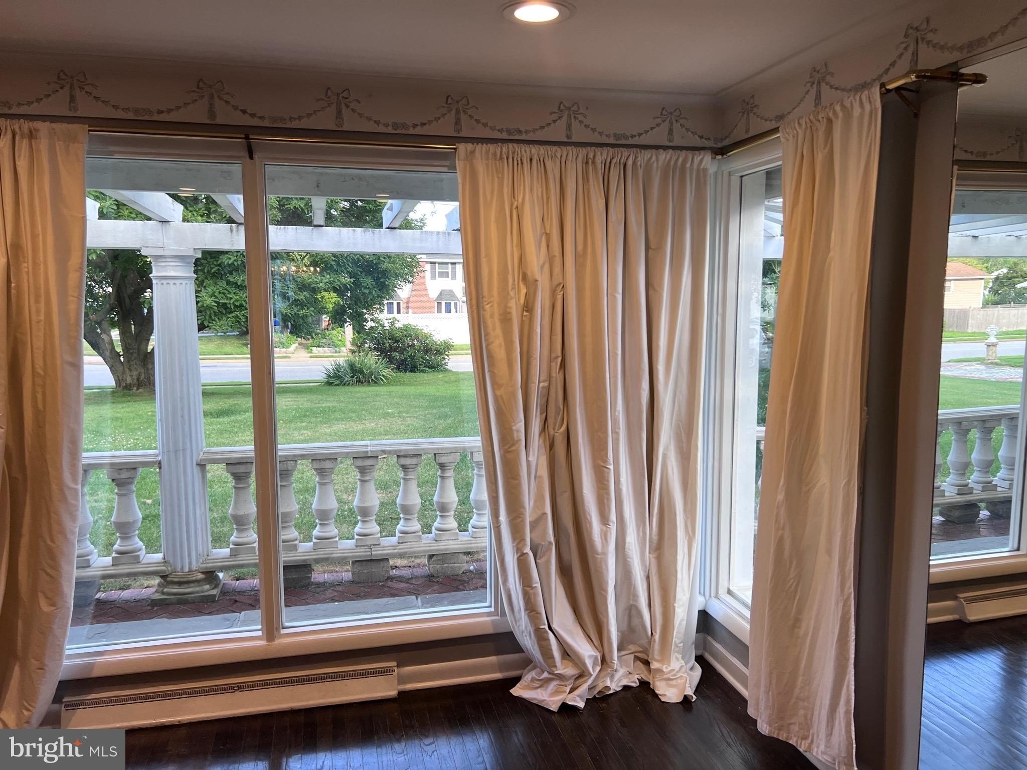 1868 Pine Rd – photo 5