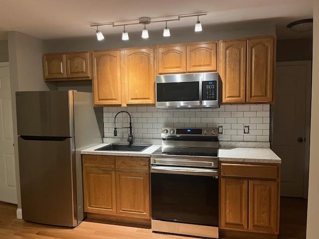 85 N Main St – photo 1