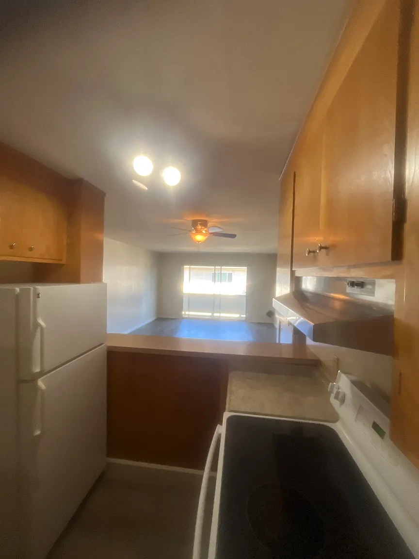 748 Oakland Avenue Apartments – photo 1