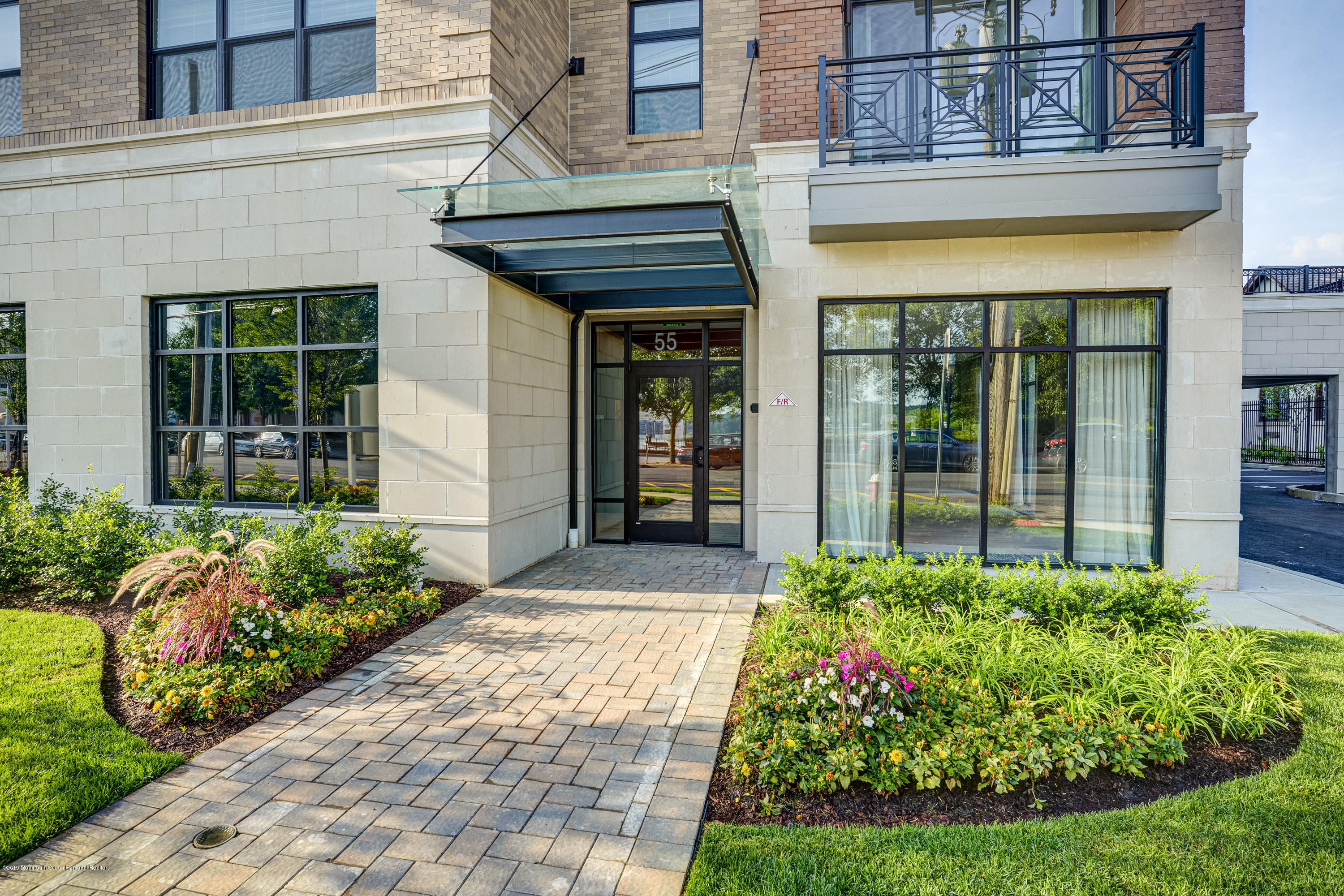 55 W Front St unit 410 – photo 4