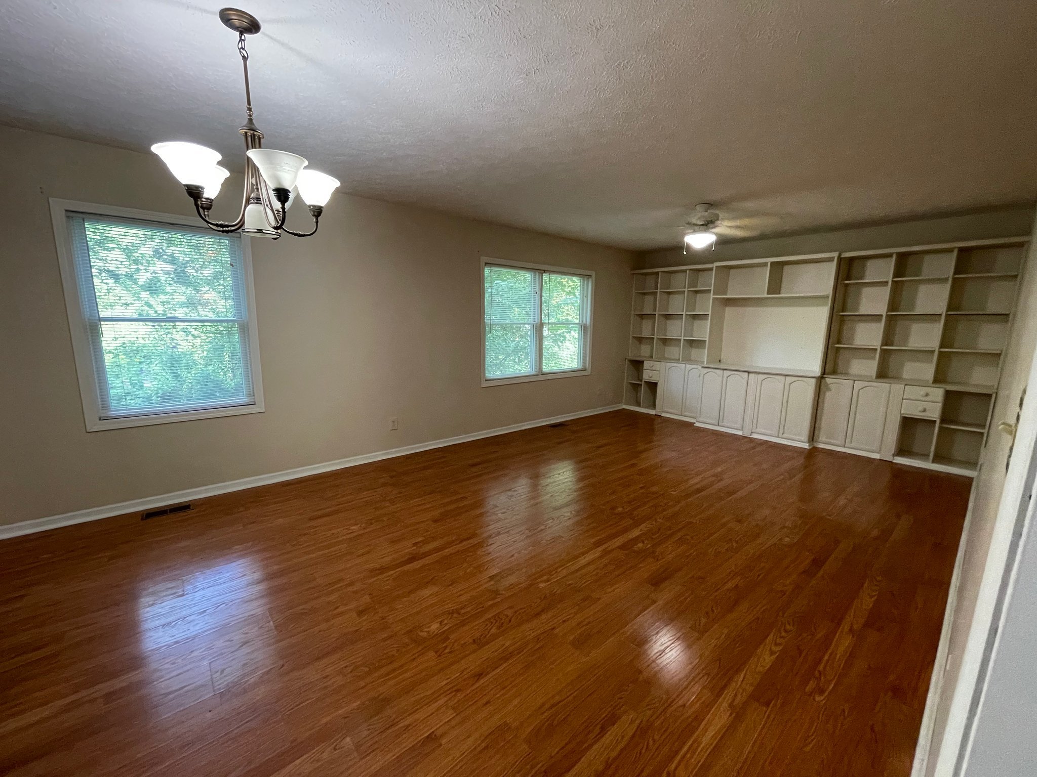 227 Mill Rd – photo 2