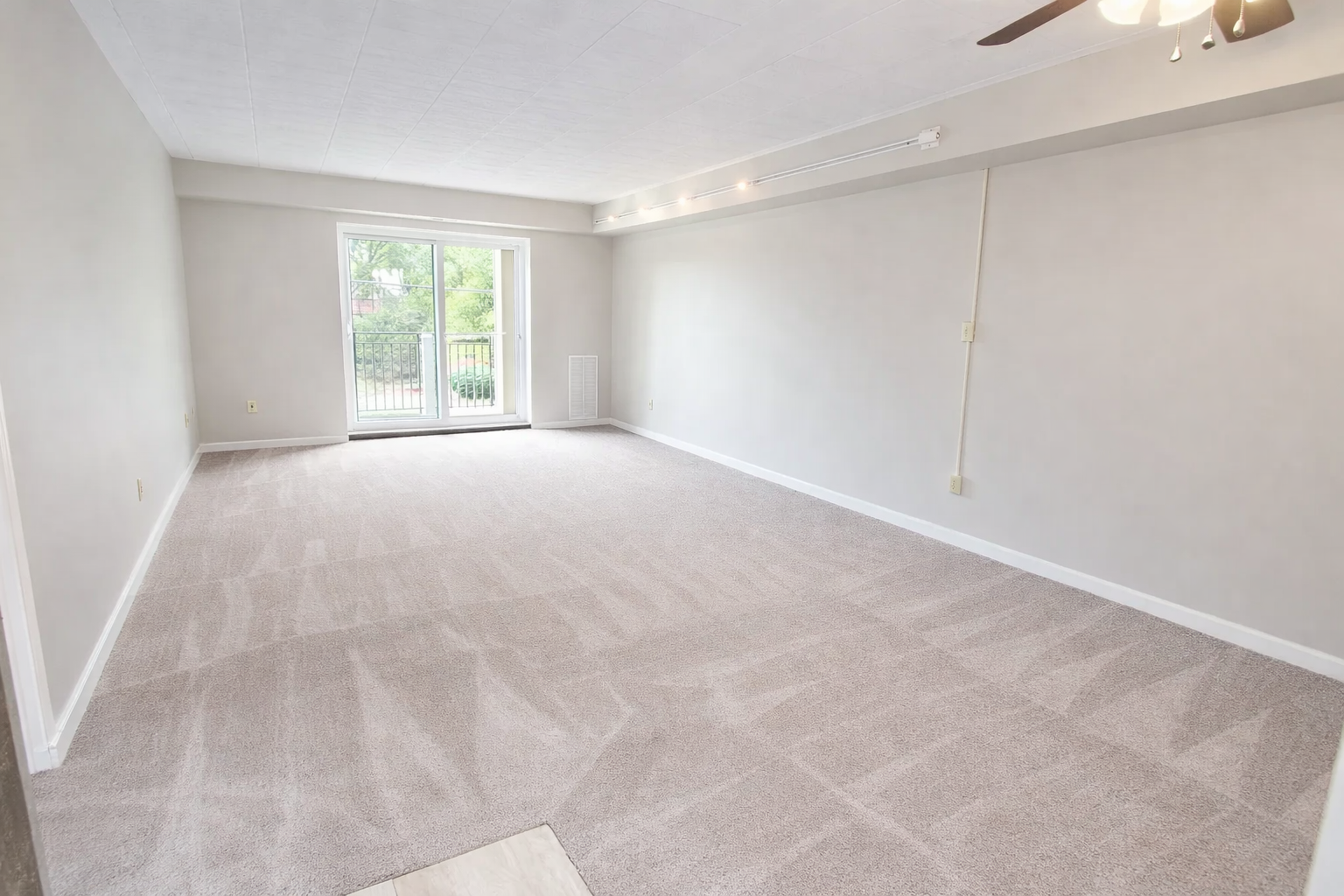 601 N Negley Ave unit 25 – photo 4