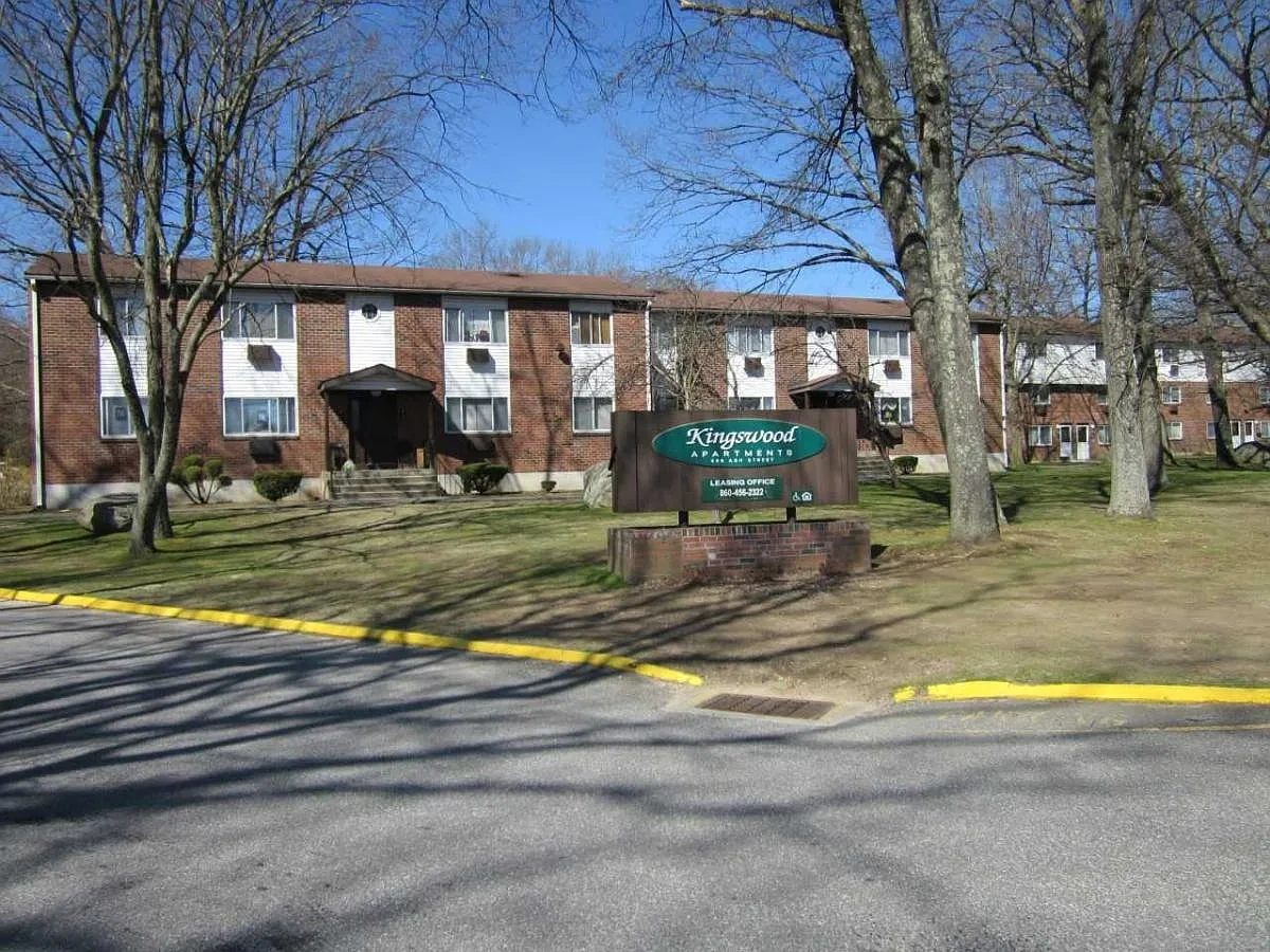 Kingswood – photo 1