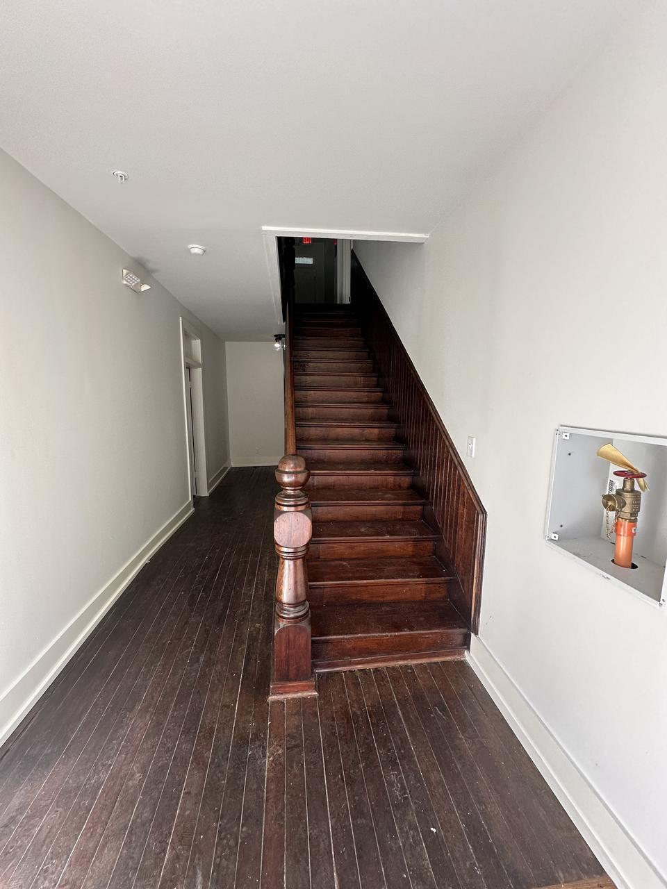 133 Carlton Terrace – photo 3