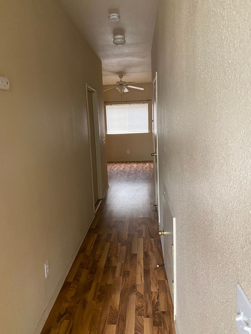 3892 Rhonda Rd unit 3892- 2 – photo 3