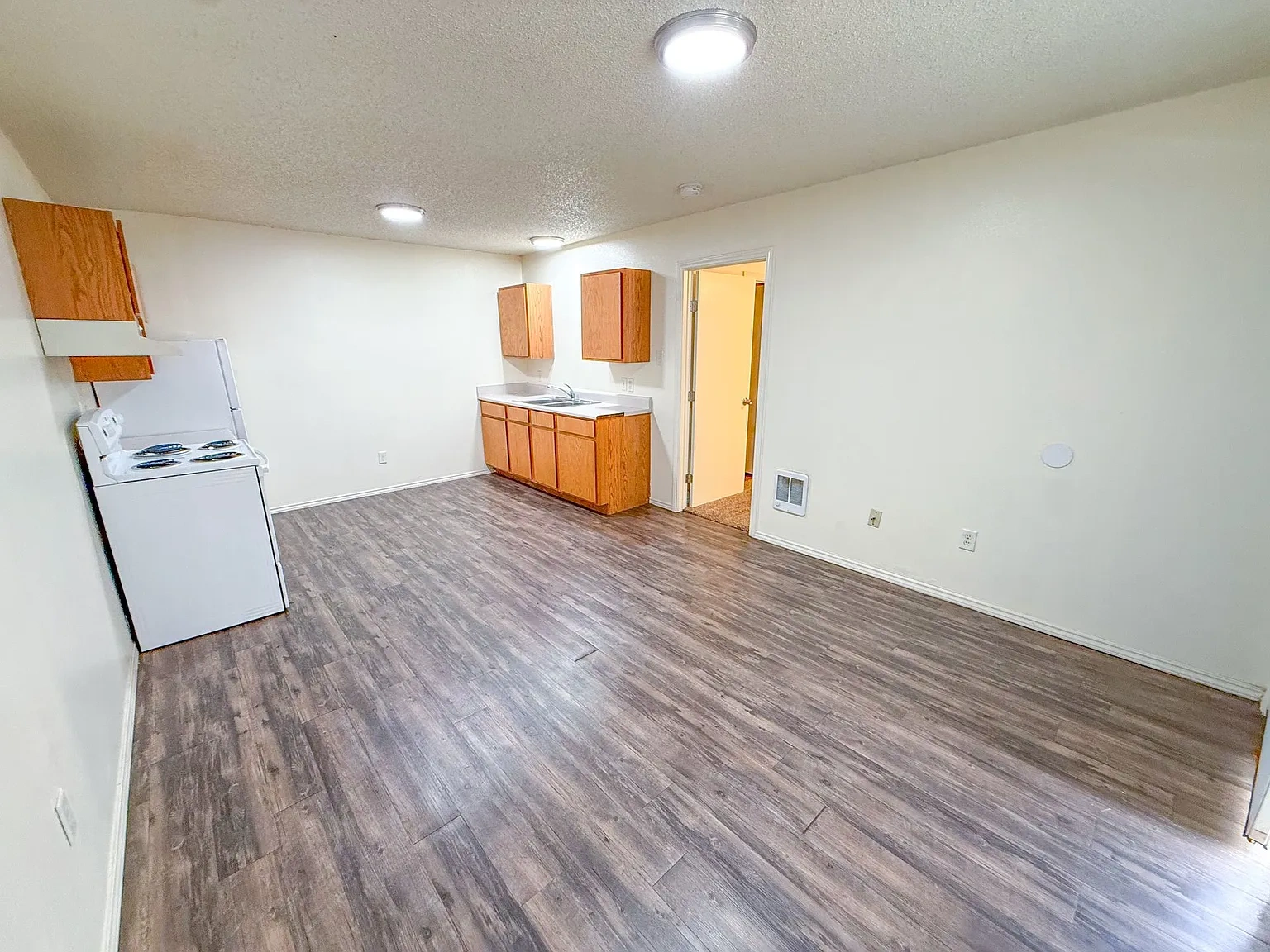 New West Apartments – photo 3