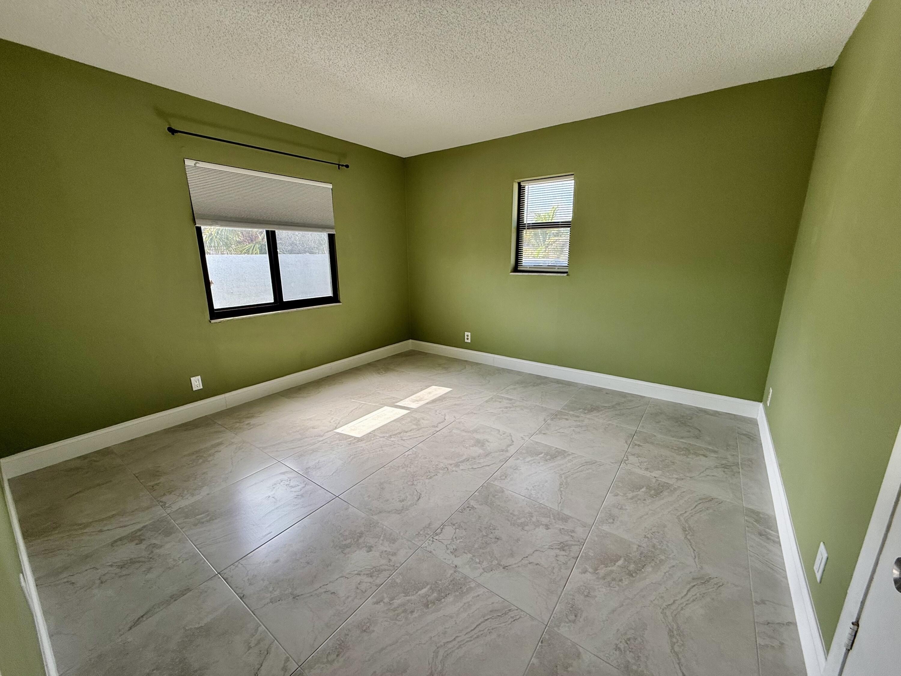 1691 W 26th St #1 – photo 3