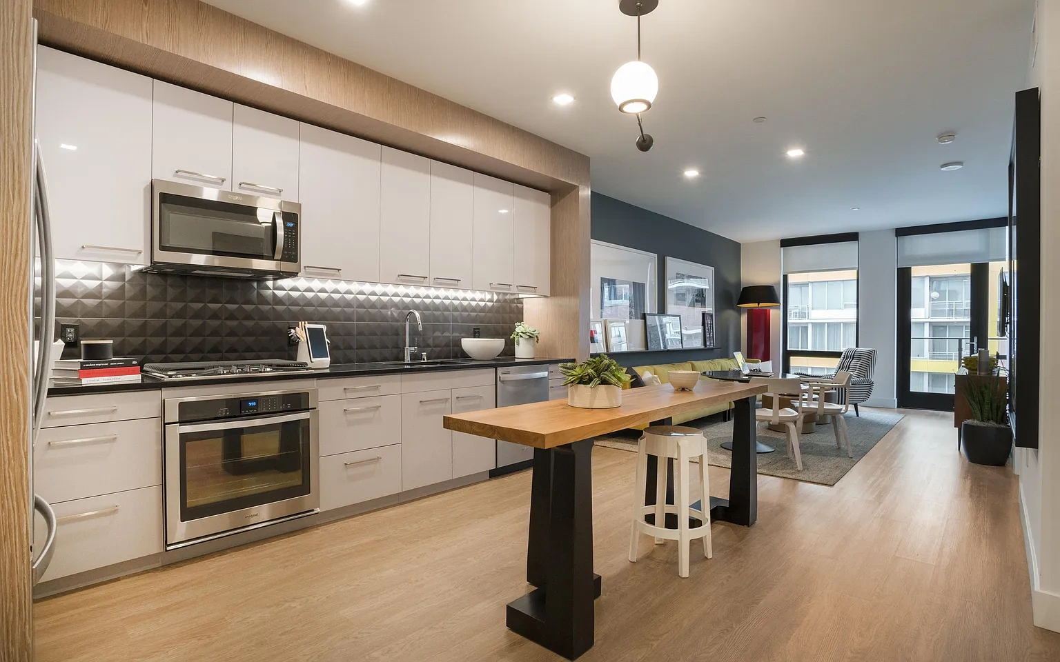 Shift Apartments – photo 2