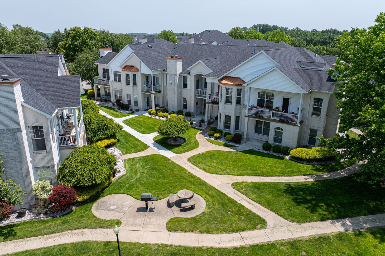1000 Adams Pointe Blvd unit 211-03 – photo 4