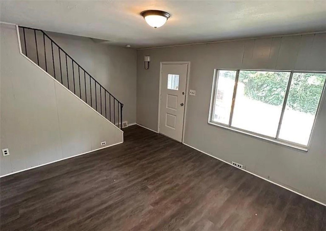 811 Sebring Ave – photo 3