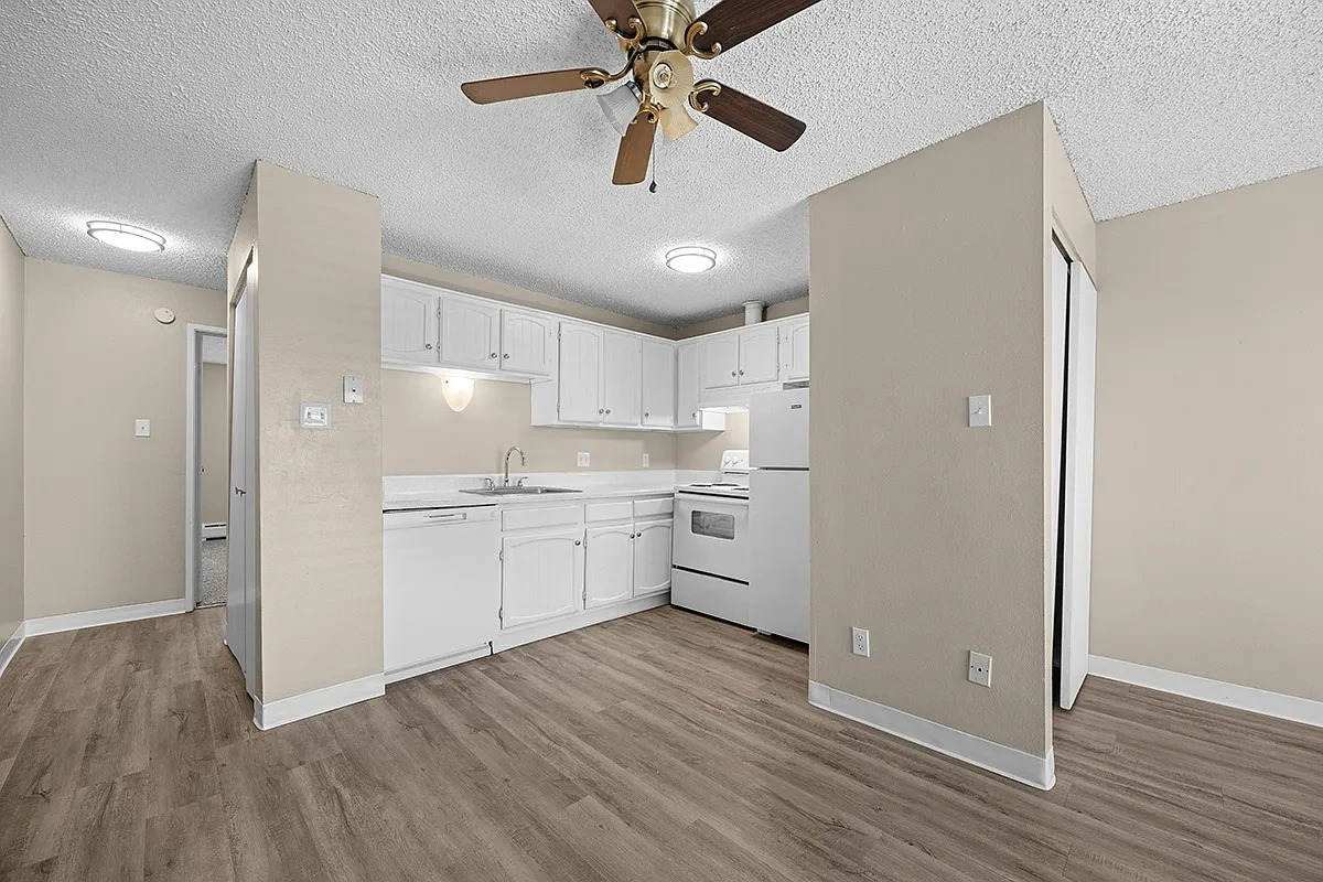 Garden Pointe – photo 5