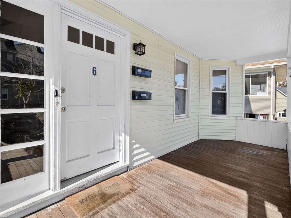 6 Knollin St #2 – photo 2