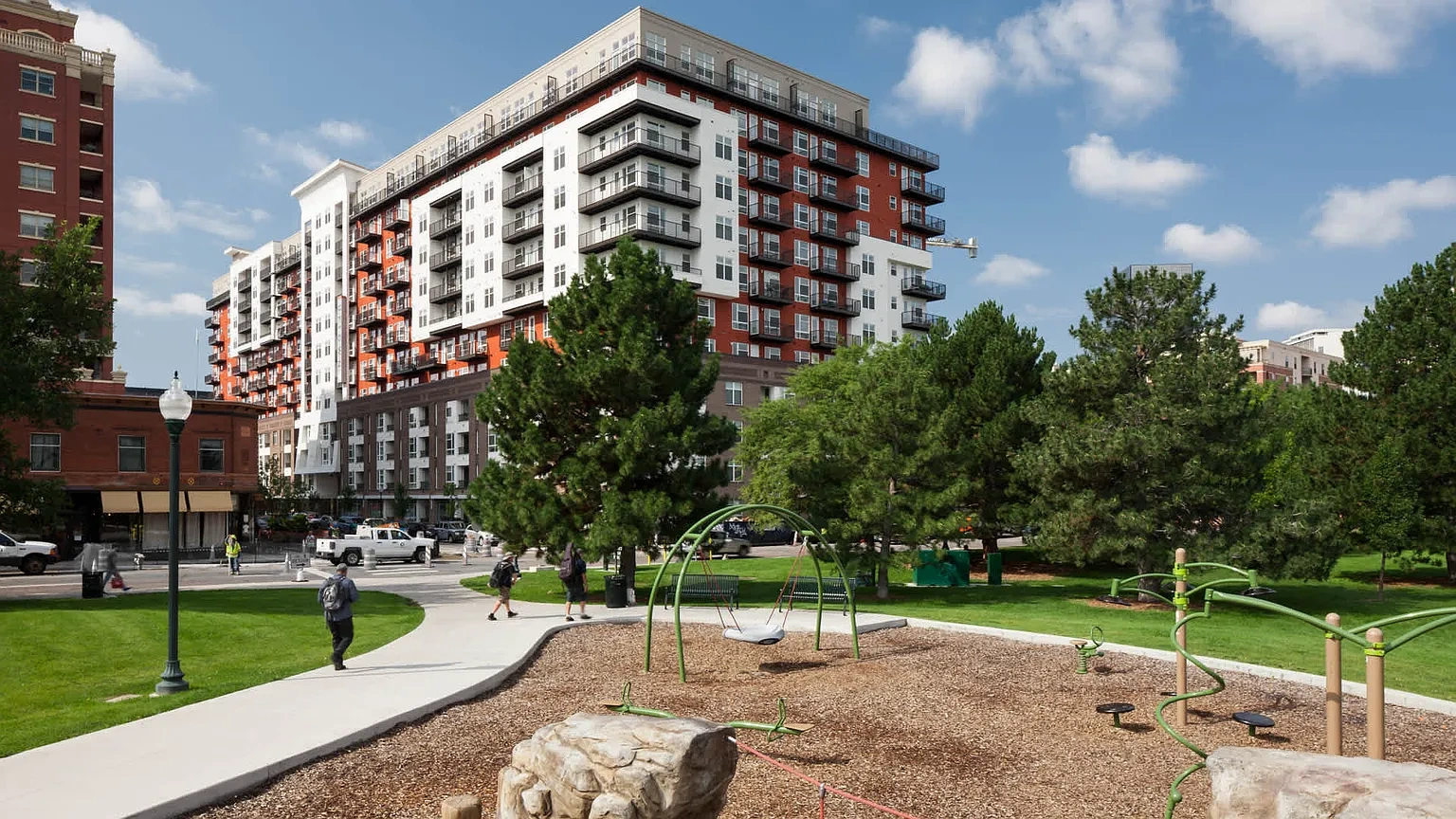 Radius Uptown – photo 4
