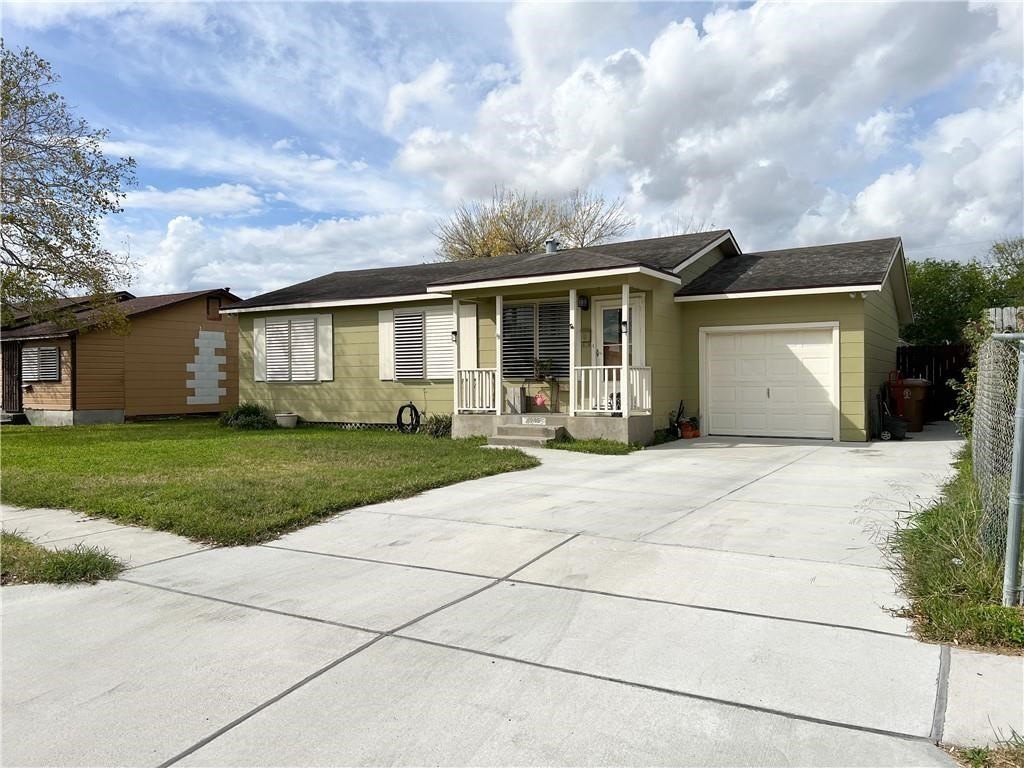 4945 Dodd Dr – photo 1