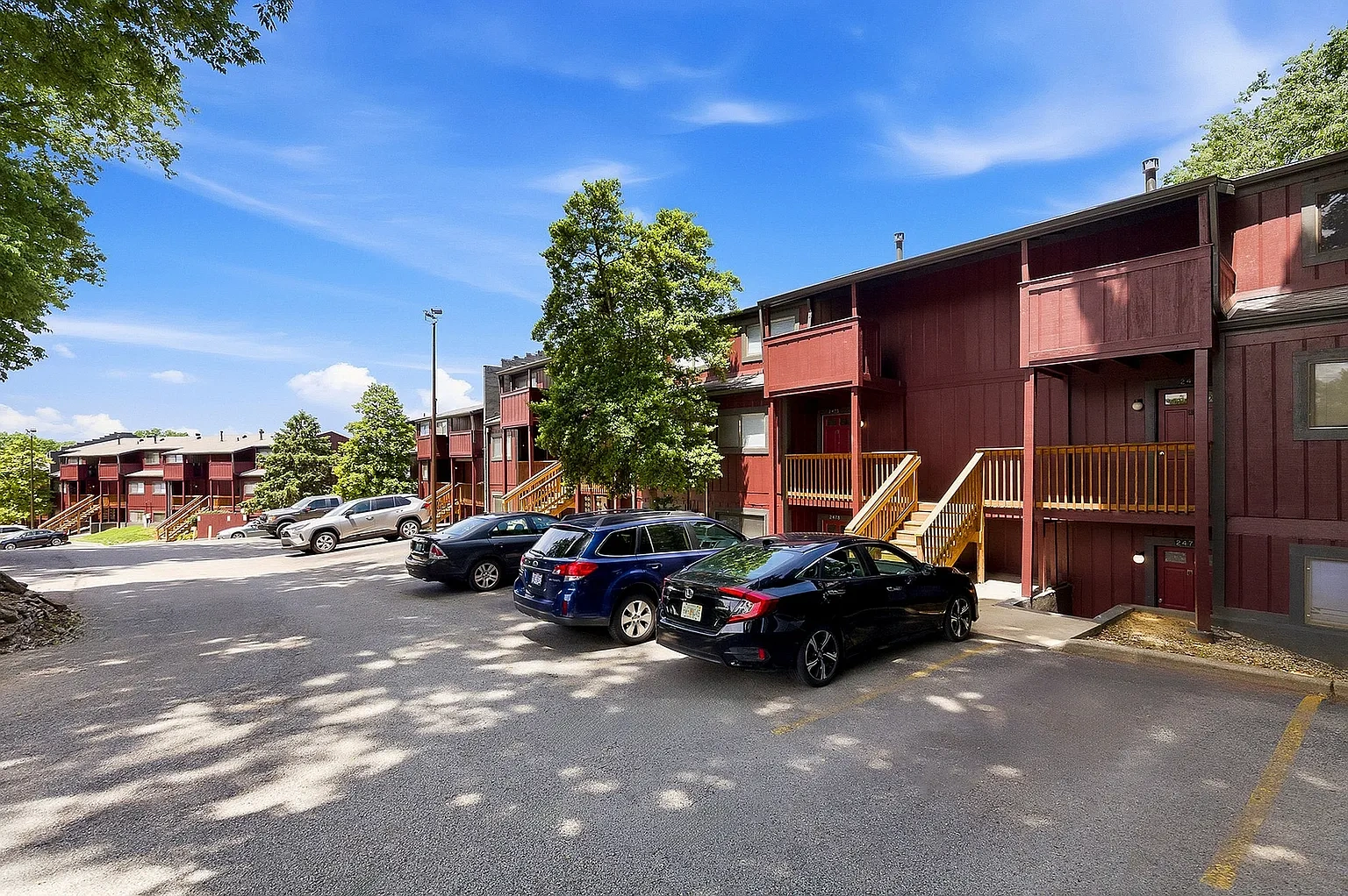 Eagles Eyrie Apartments – photo 1