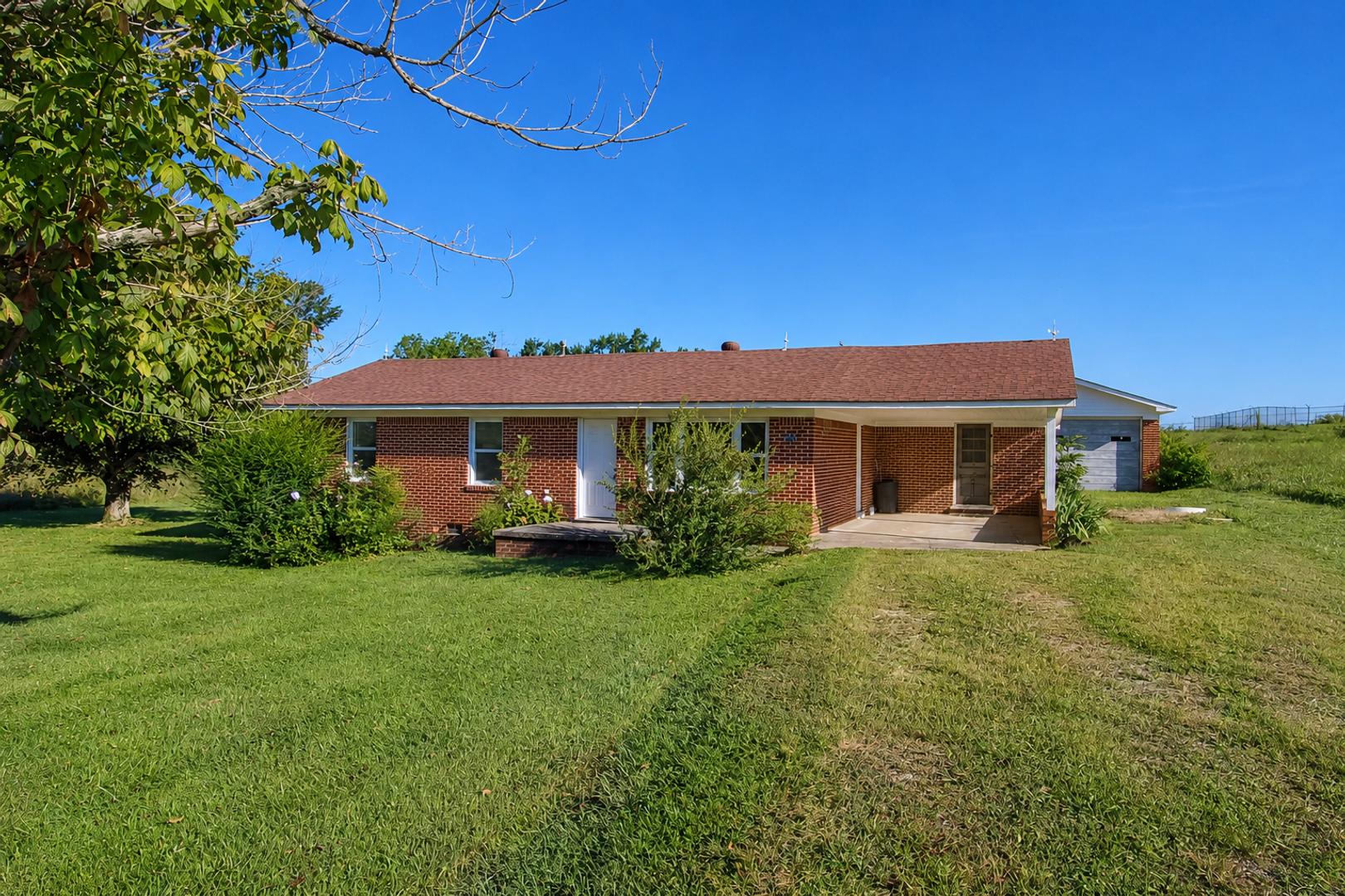 4959 Nashville Hwy – photo 1