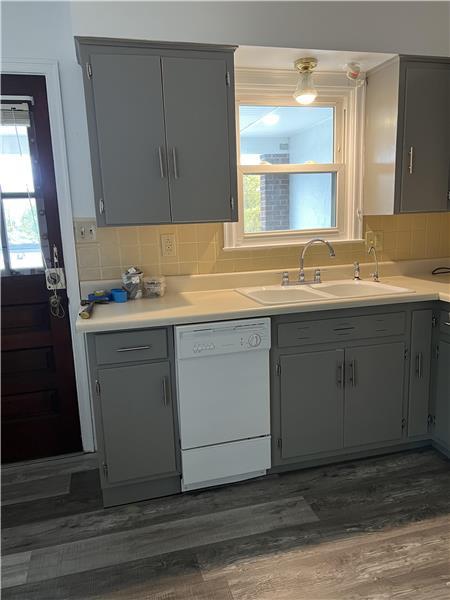 130 W McConnell Ave – photo 4