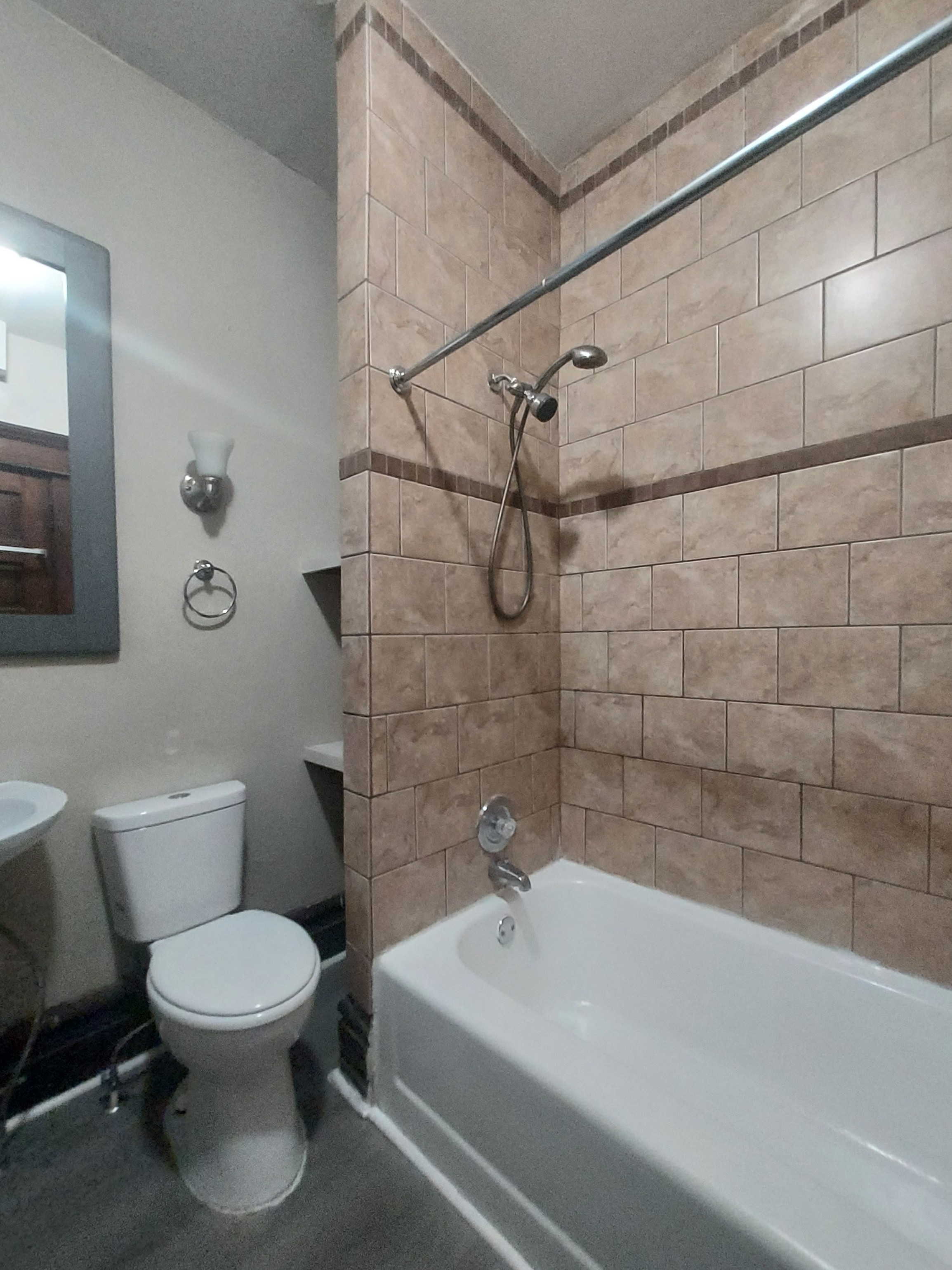 79 W Church St – photo 5