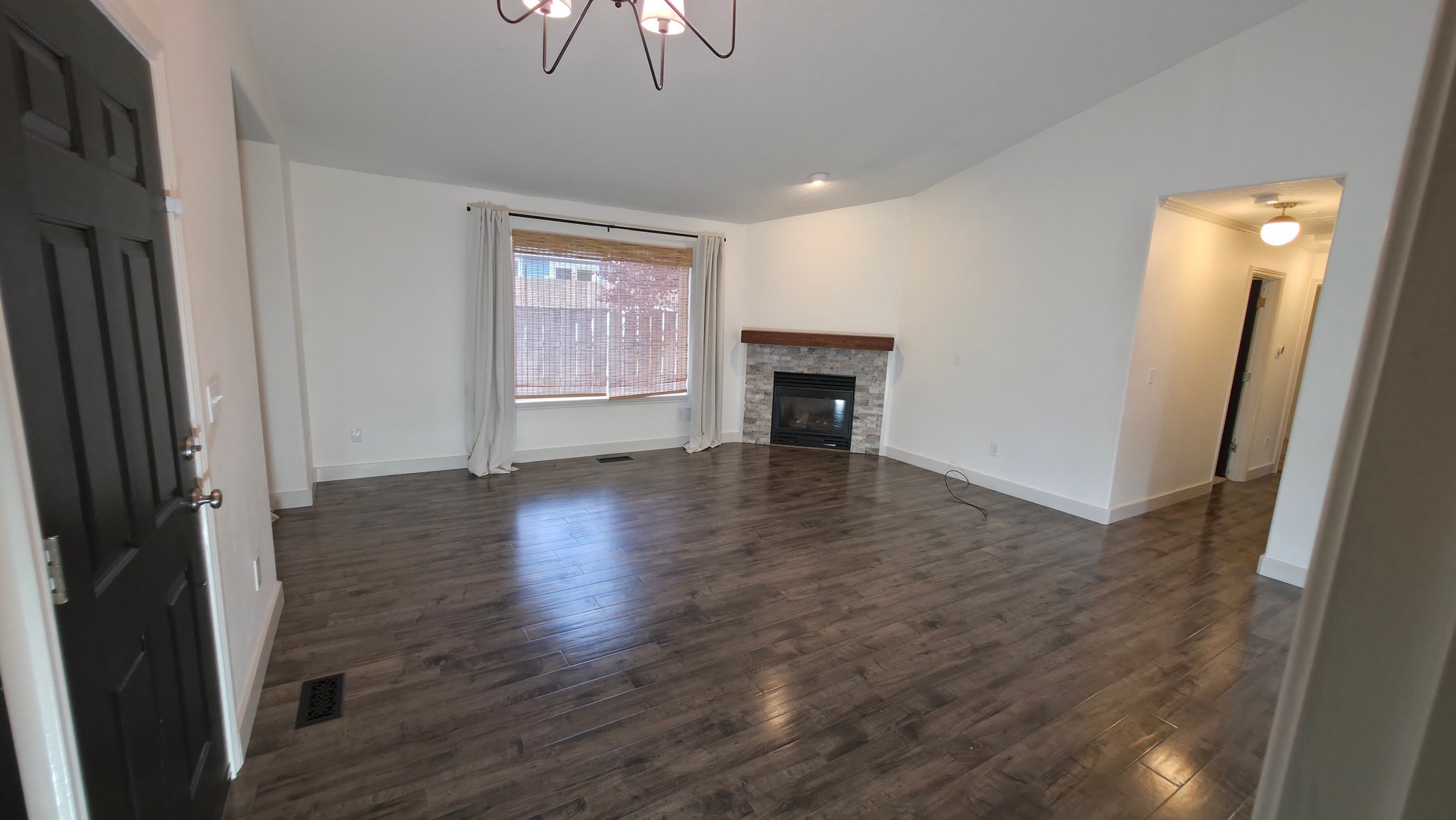 716 Warren St – photo 4