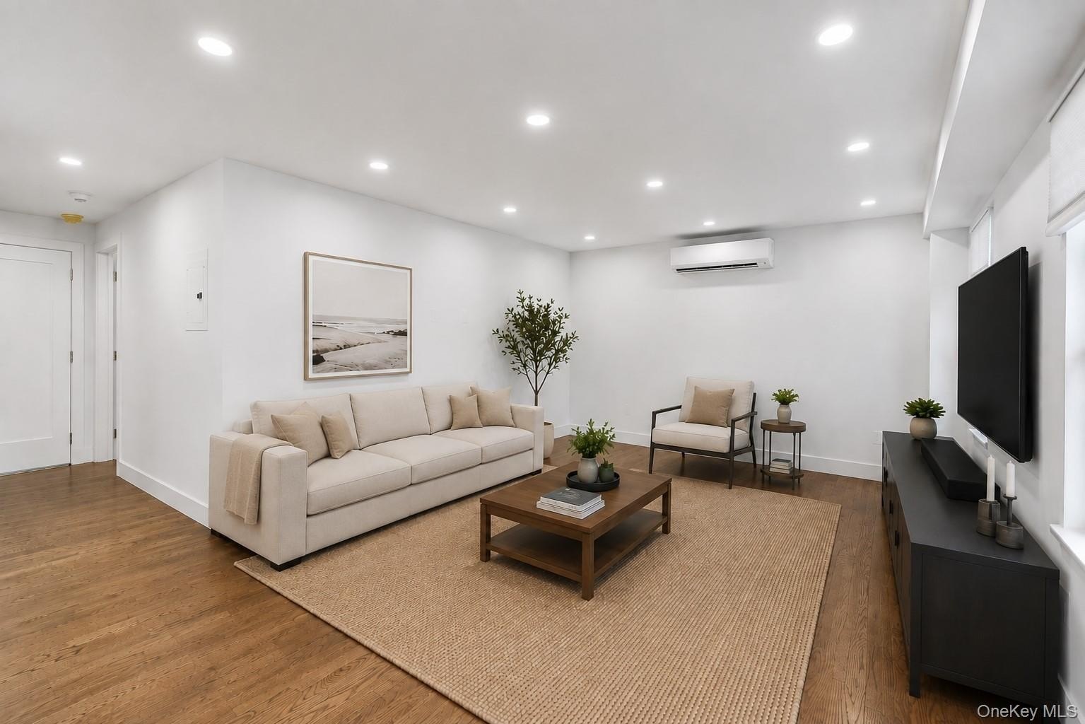 1431 Old Northern Blvd #4 – photo 4