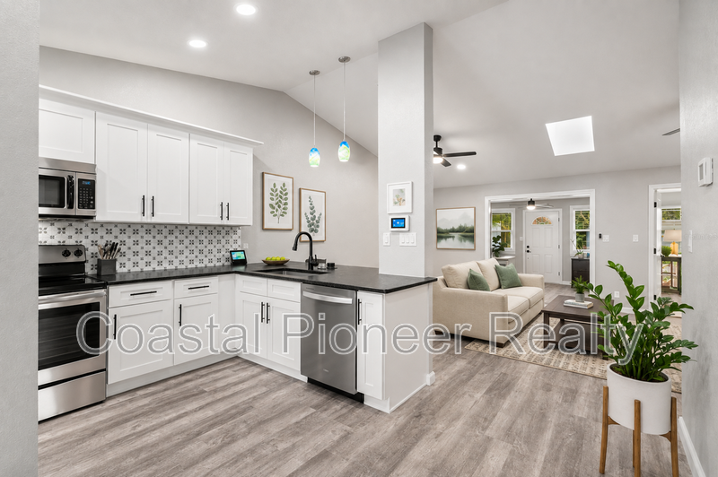 124 Anclote Rd – photo 3