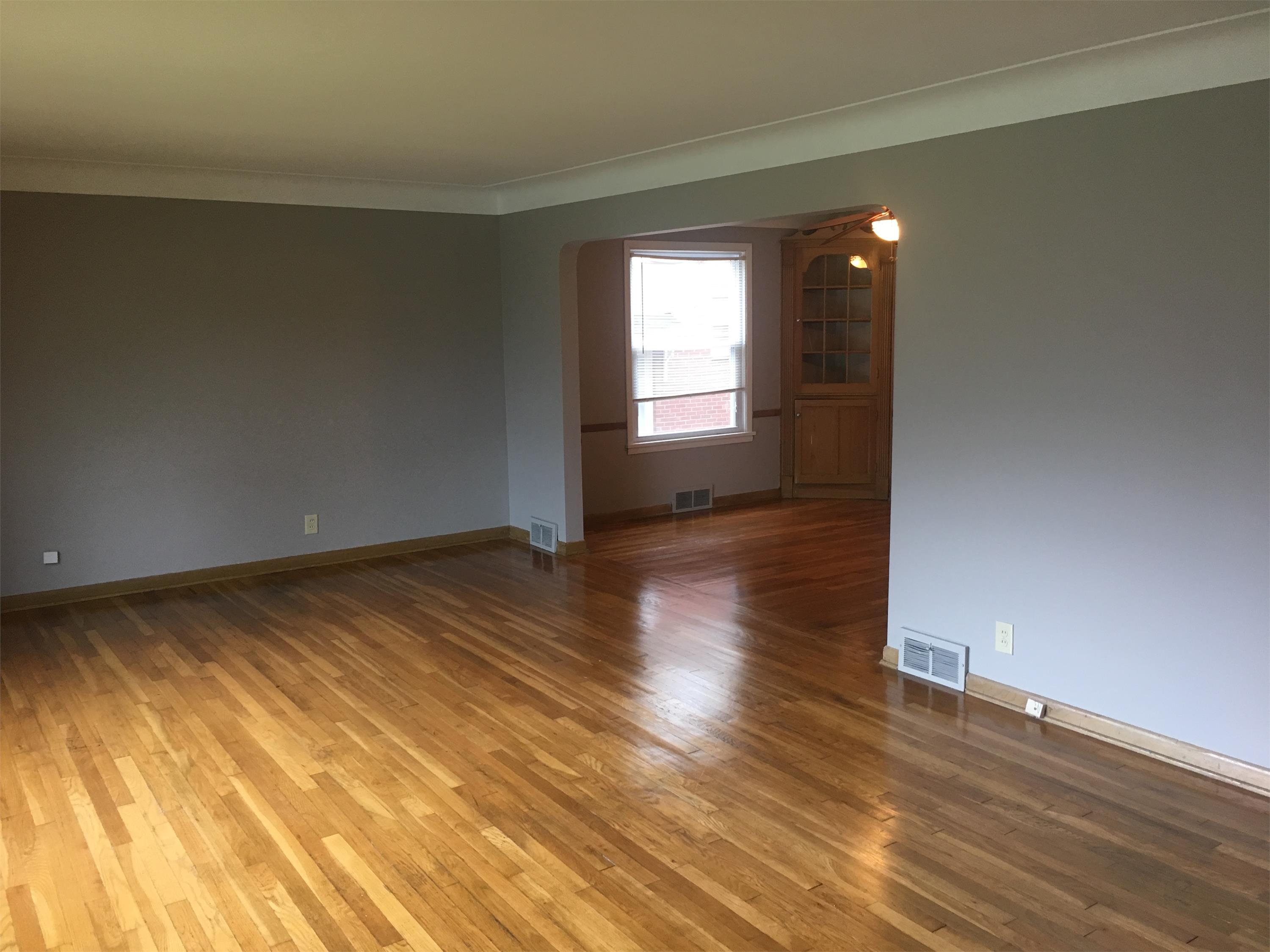2381 Warrensville Center Rd unit UP – photo 2