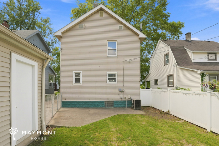 4893 E 84th St – photo 3