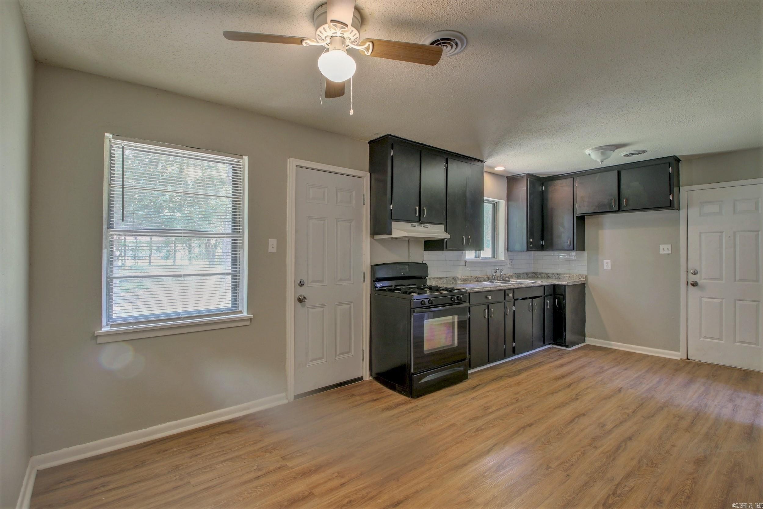 7326 Milford Dr – photo 4
