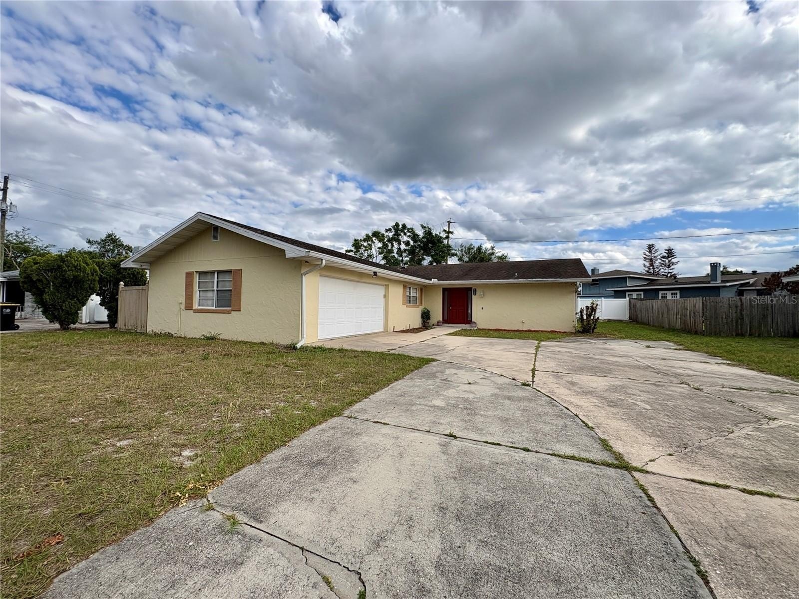 728 Lake Ned Rd – photo 3