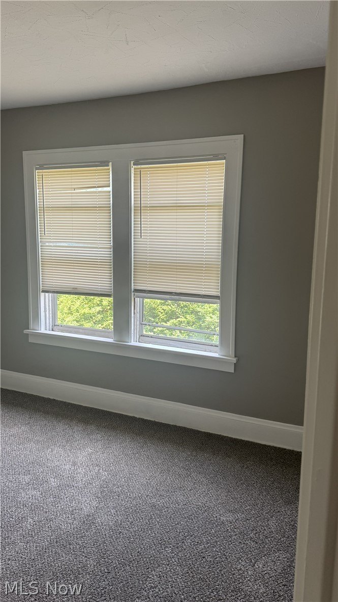 8502 Grand Division Ave – photo 3