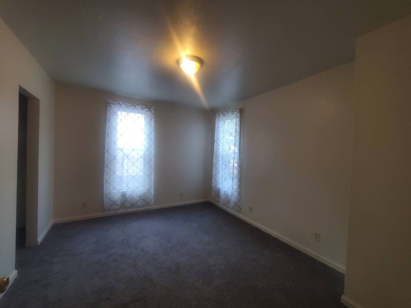 2010 Forestdale Ave unit 2010 Forestdale Ave -UP – photo 3