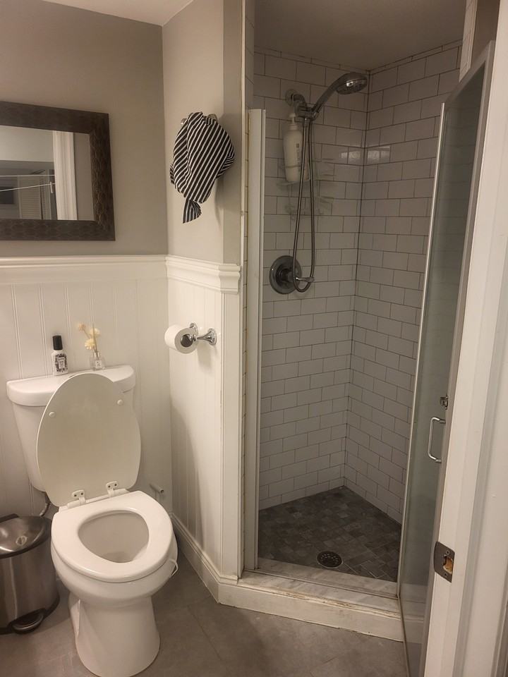 120 White Oak Terrace unit 1 – photo 4