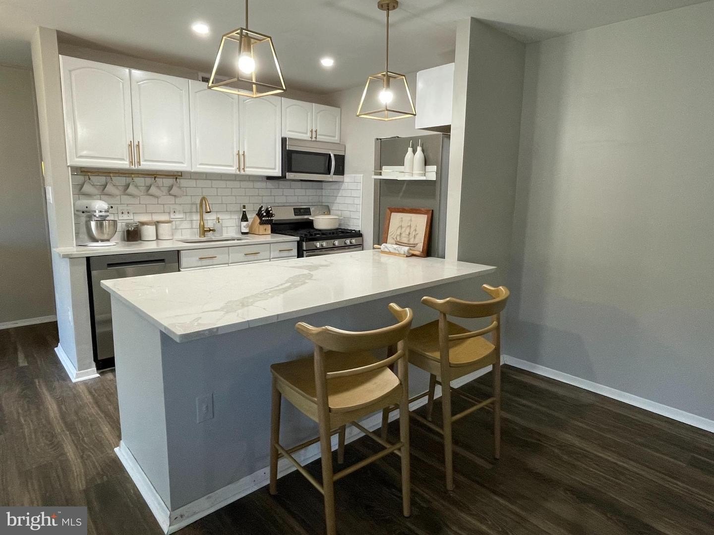 12207 Braxfield Ct #56 – photo 3