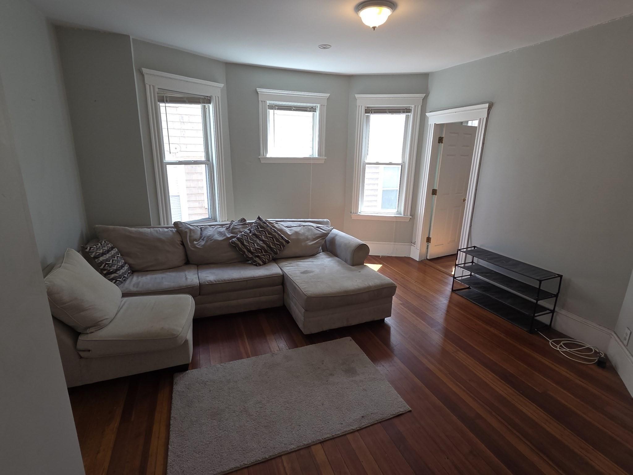 6 Sawyer Ave unit 2 – photo 3