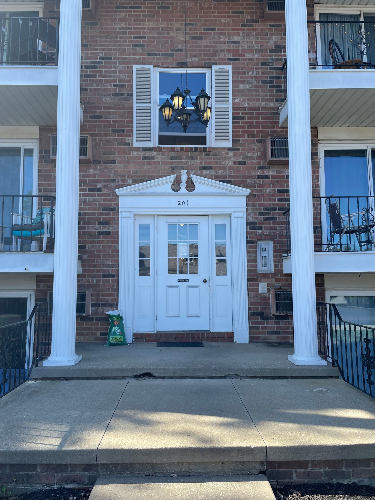 201 Rose Ln St SW unit 205 – photo 3