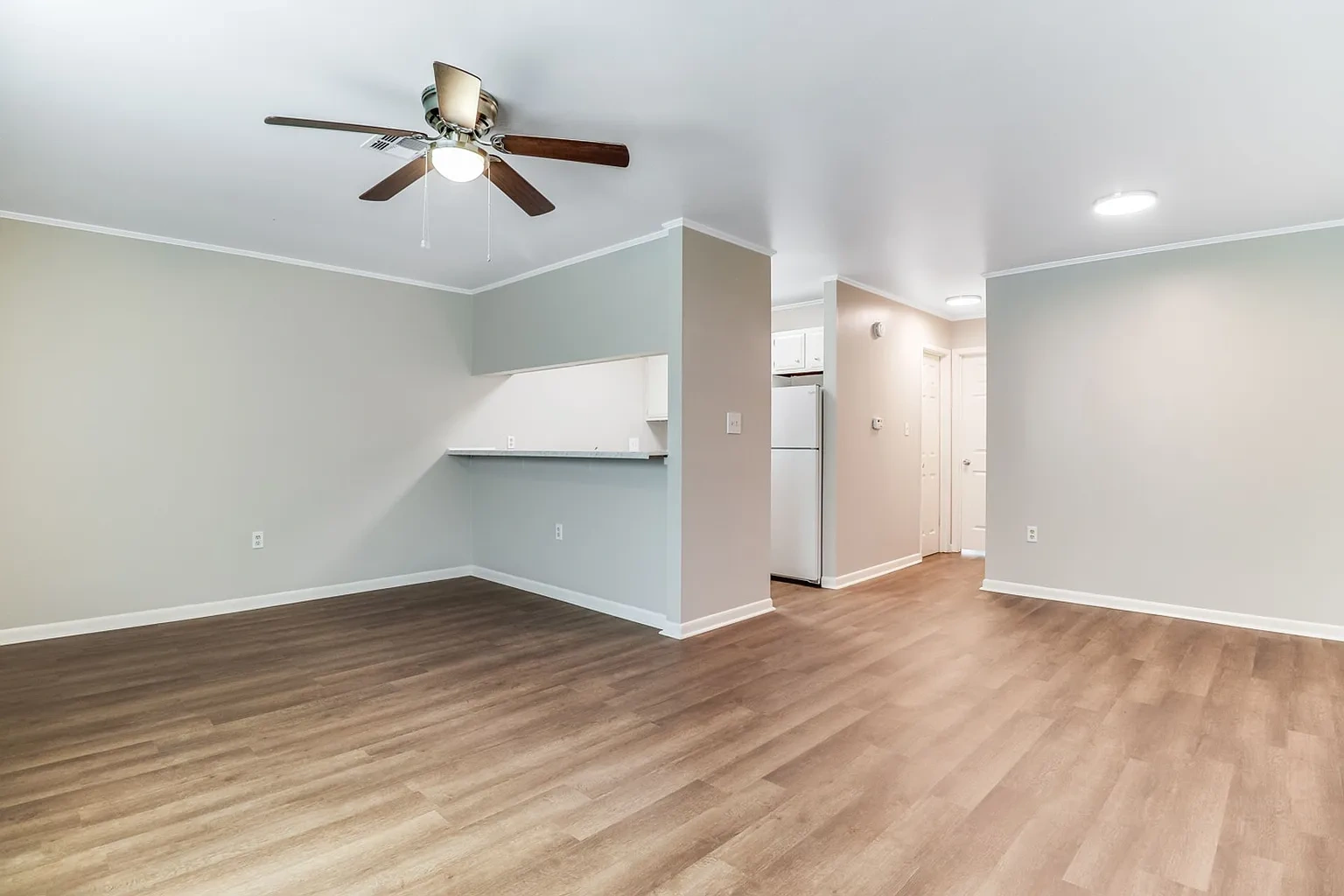 County View Apartments – photo 2
