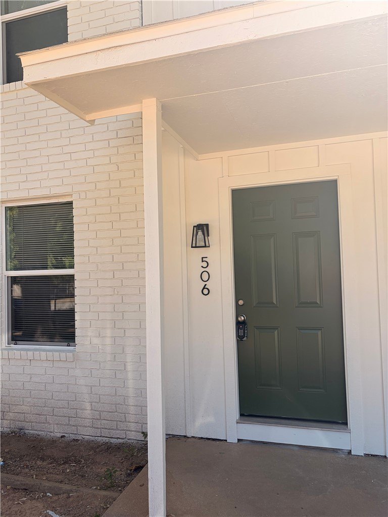 506 N Betty Jo Dr – photo 2