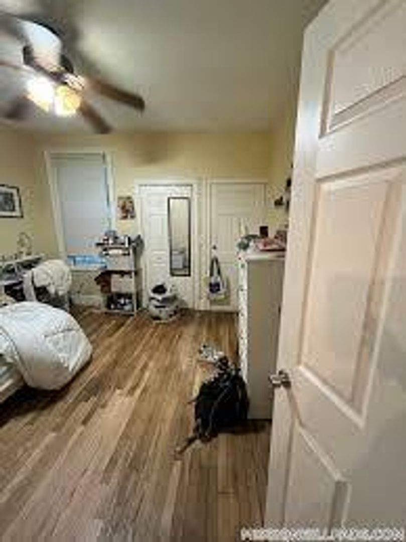 735 Parker St – photo 5