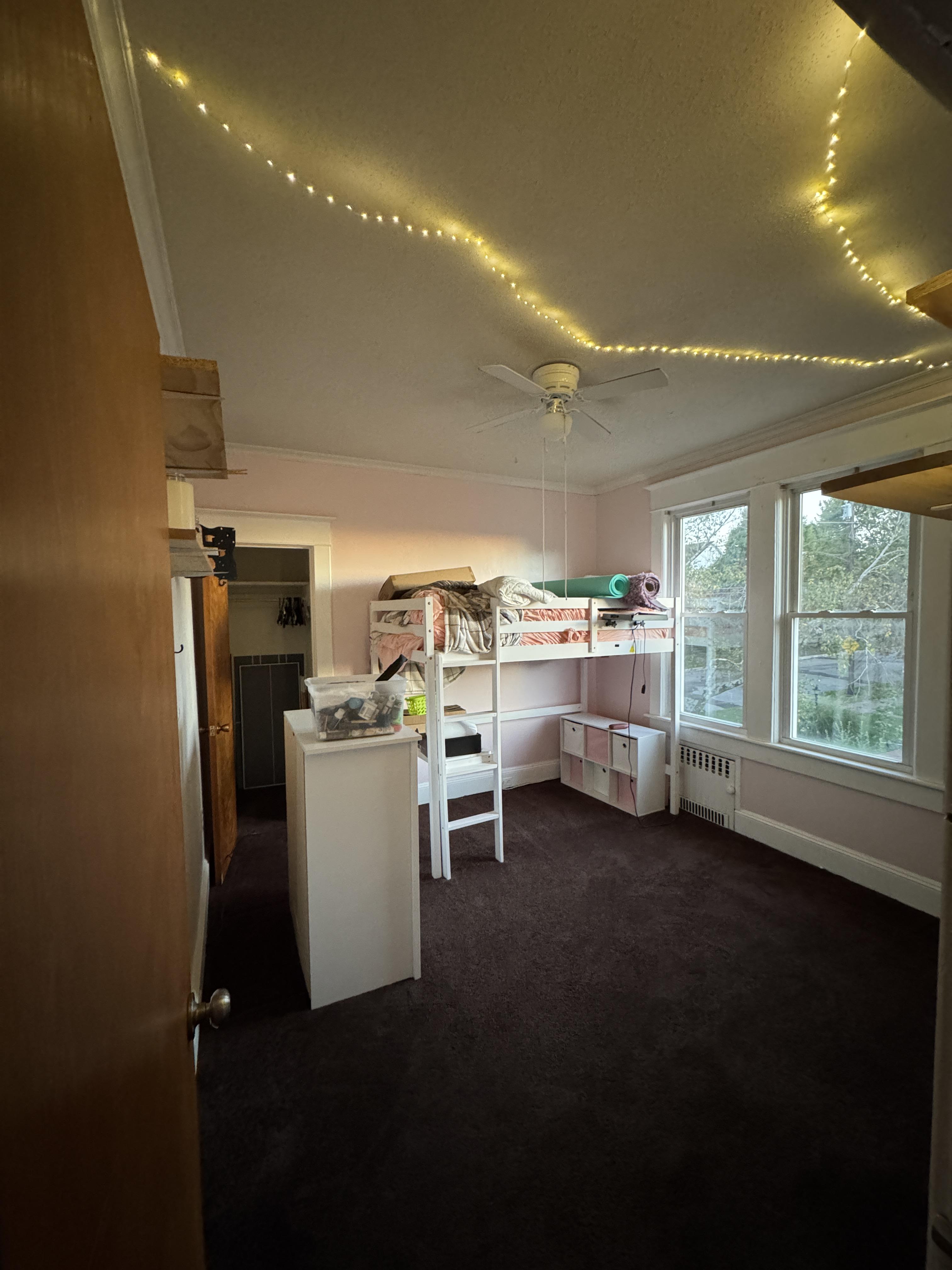1041 N Webster Ave unit 2 floor – photo 4