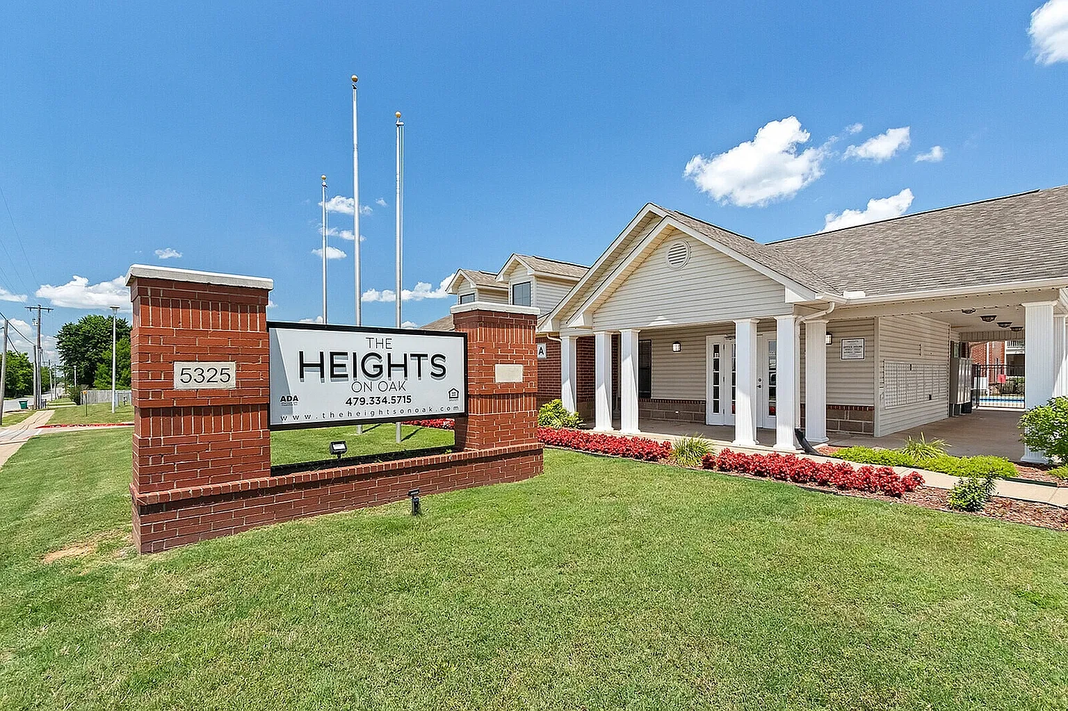 The Heights on Oak – photo 2