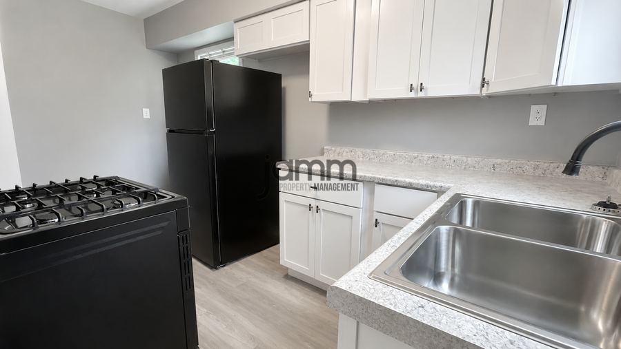 5026 E 86th St – photo 2
