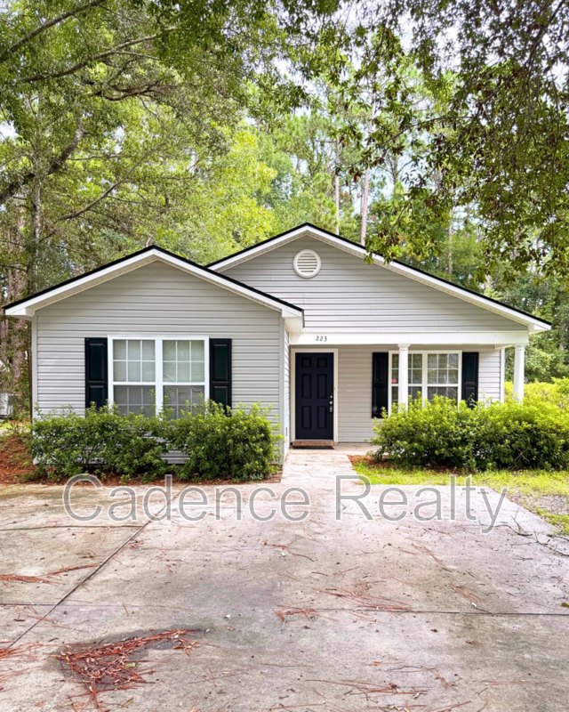 223 Charter Dr – photo 1