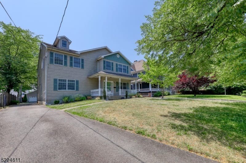 204 Lorraine Ave – photo 2