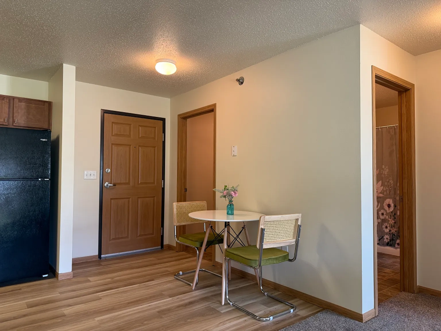 The Edge of Osgood Apartments – photo 3