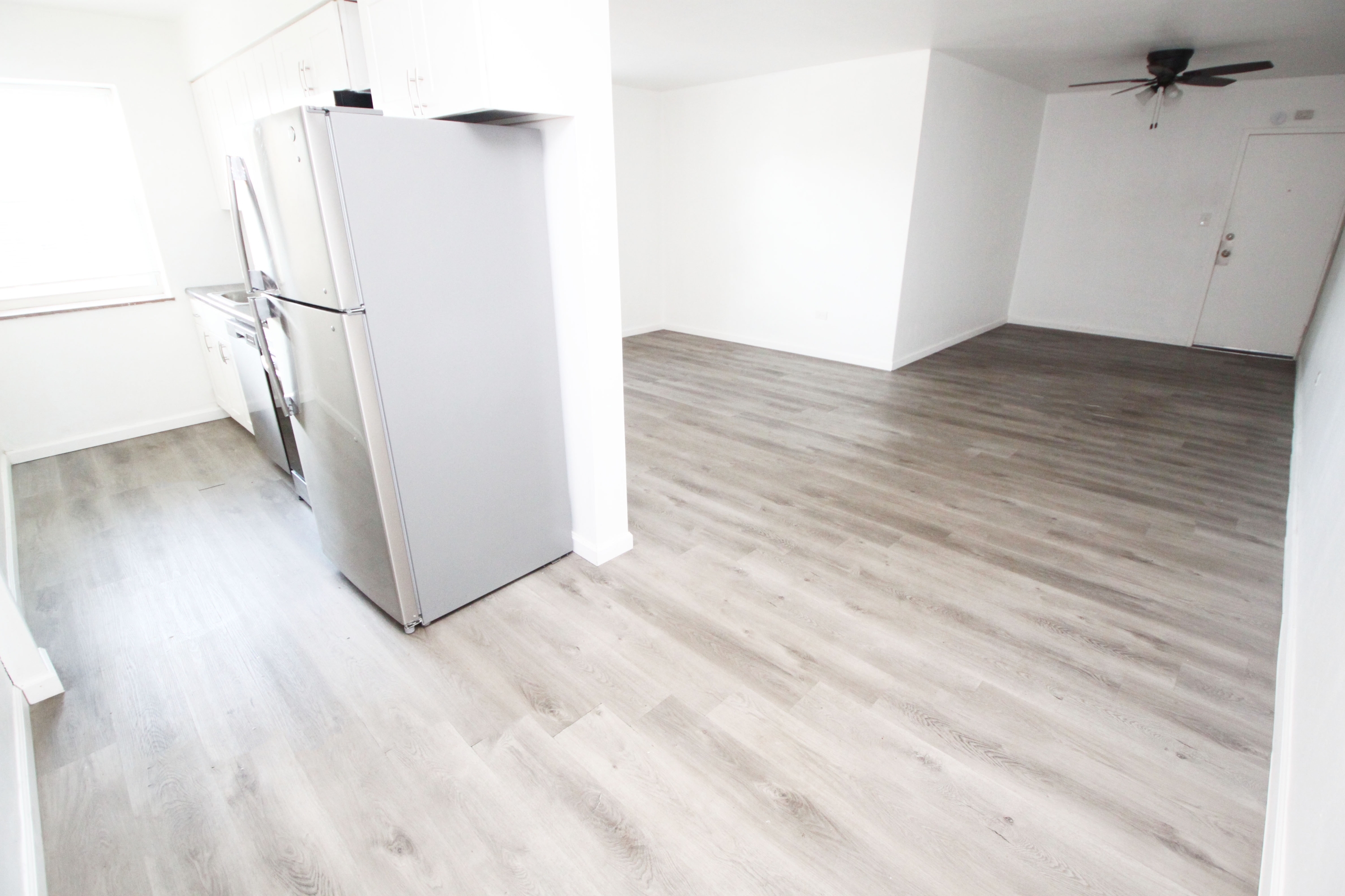 909 California Ave unit 208 – photo 3