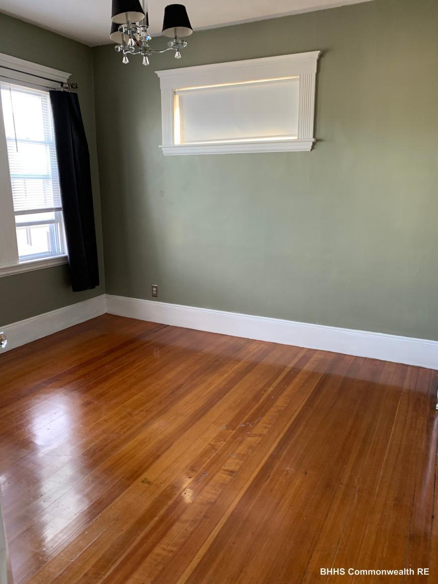 33 Murdock St – photo 2